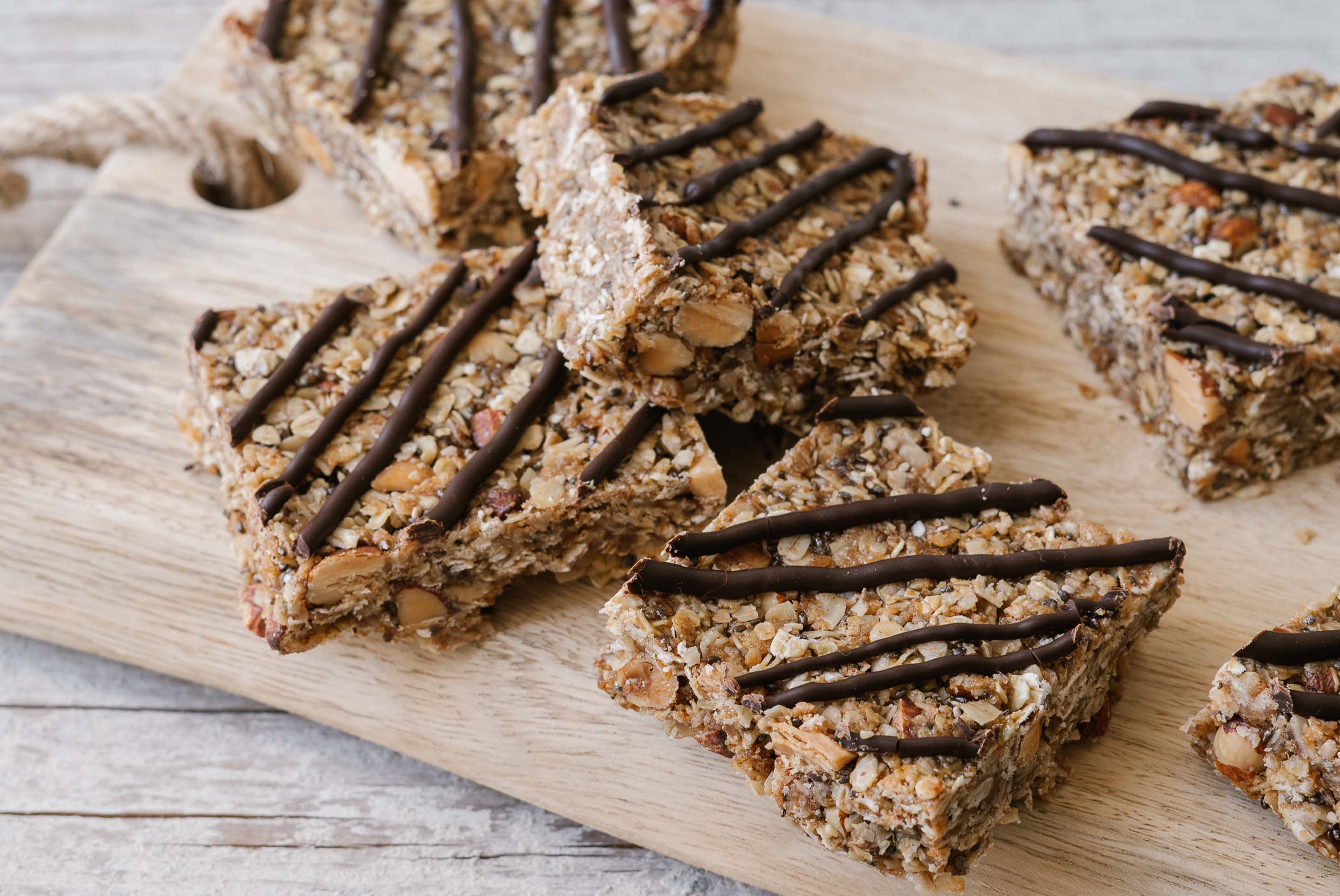 BARRE SNACKING, BARRE AMANDE ENROBÉE DE CHOCOLAT