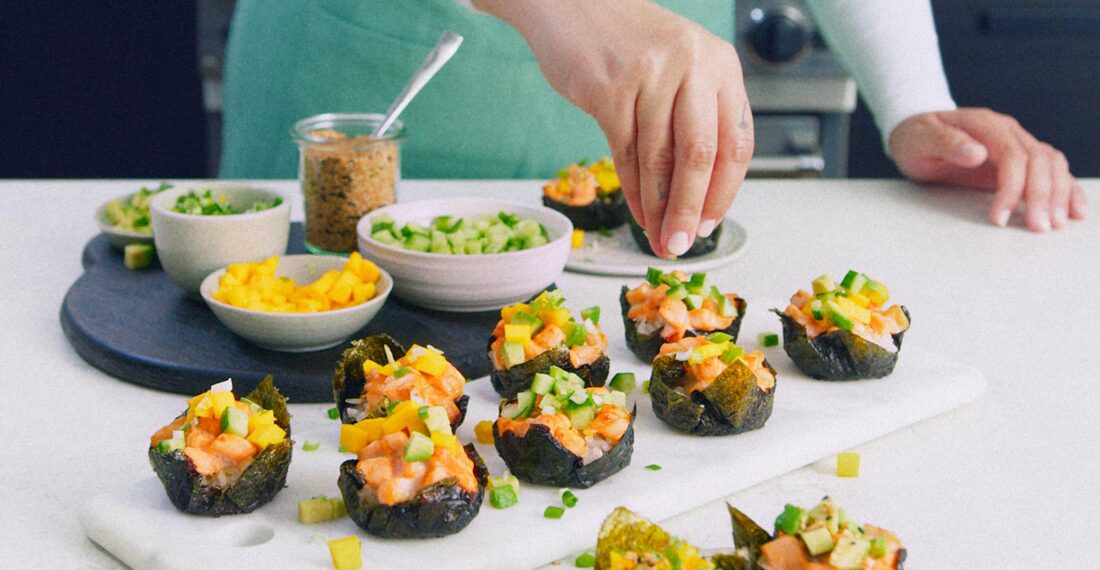 bouchées de sushi au saumon