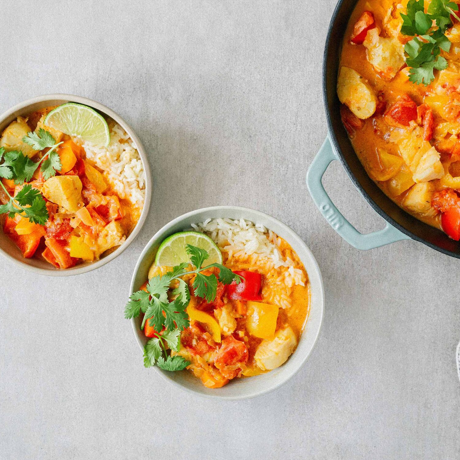 casserole de poisson à la brésilienne avec bols