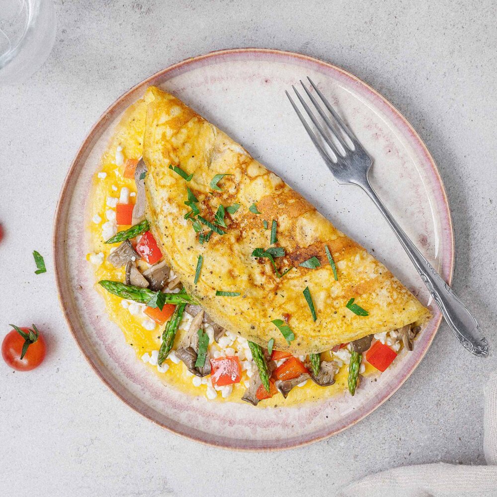 omelette dans une assiette
