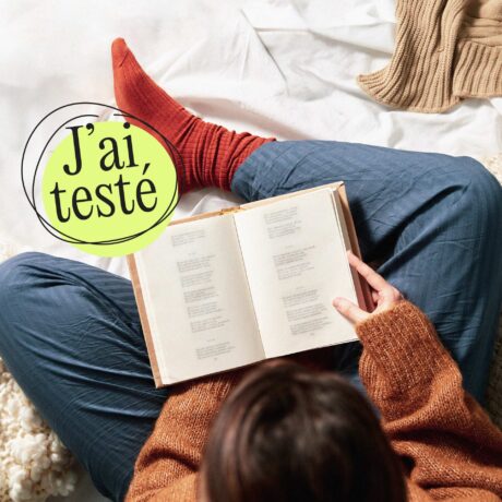personne lisant un livre