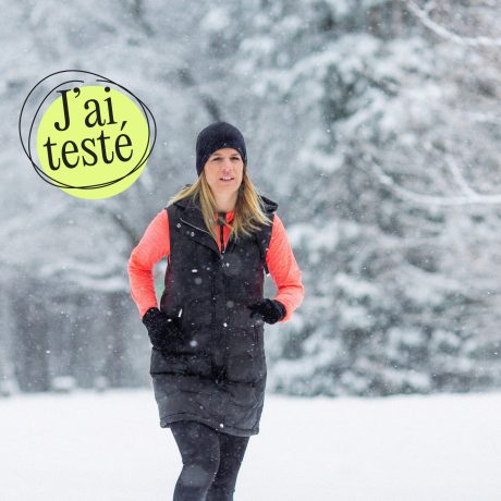 femme qui court en hiver
