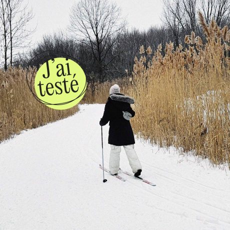 une personne en ski de fond