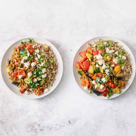 deux assiettes de ratatouille aux lentilles